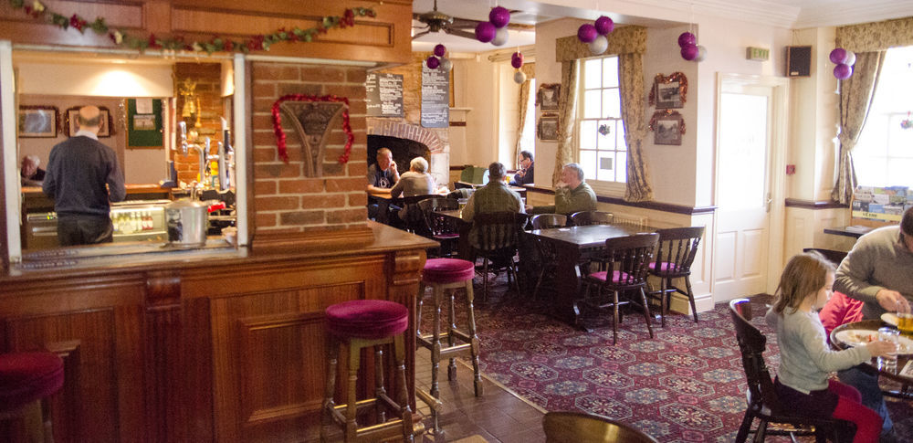 New Inn Hotel Lechlade Eksteriør billede