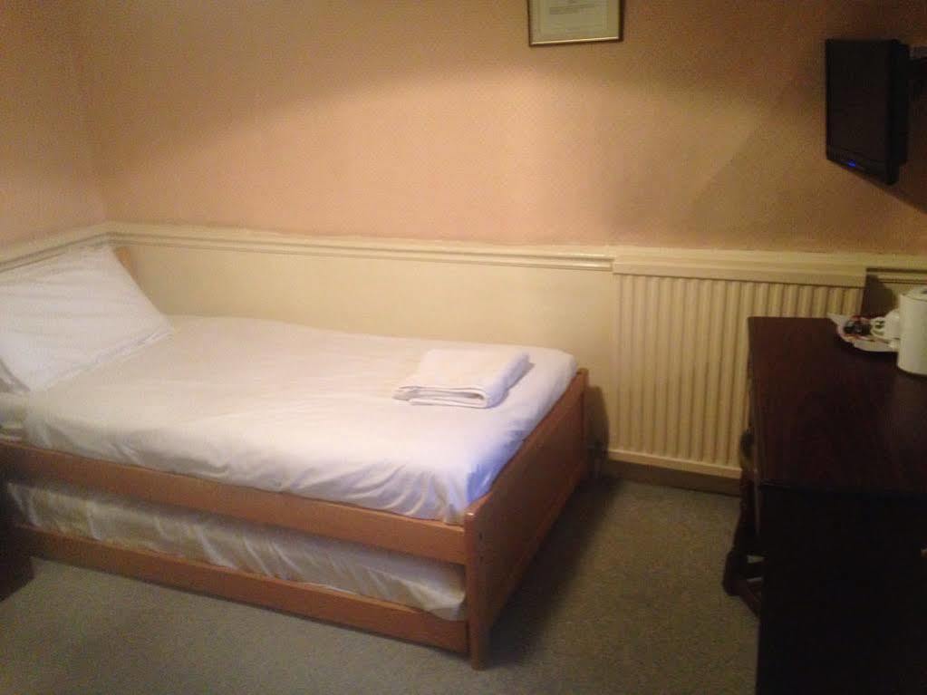 New Inn Hotel Lechlade Eksteriør billede